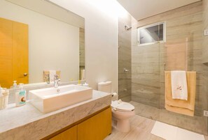 Bathroom - LUX 4BR Condo! Ocean Views! Pool! (Mexico City)