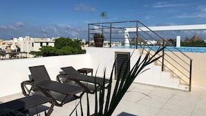 Terrace/patio - 1-br Condo in Playa del Carmen's Sweet Spot (Playa del Carmen)