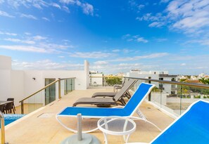 Property grounds - Beautiful Bright 2BR Penthouse! Private Pool!! (Playa del Carmen)