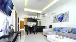 Unclassified image, 5 of 17, button - Beautiful Bright 2BR Penthouse! Private Pool!! (Playa del Carmen)