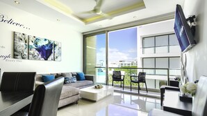 Unclassified image, 3 of 17, button - Beautiful Bright 2BR Penthouse! Private Pool!! (Playa del Carmen)