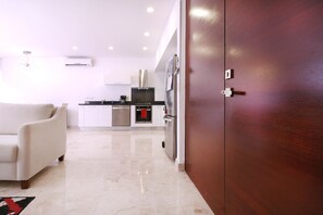 Interior - Colorful 2br! Private Pool! A/C & Wifi!! (Akumal)