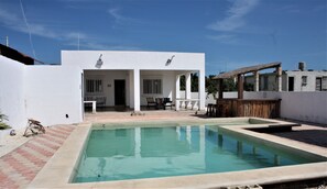 Alberca al aire libre