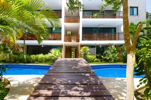 Alberca al aire libre 