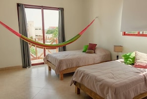 2 bedrooms, laptop workspace, iron/ironing board, bed sheets