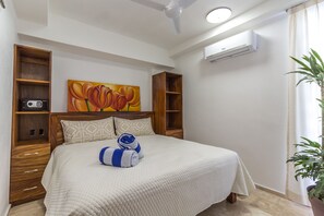 1 quarto, camas com colchões pillow-top, ferros/tábuas de passar roupa