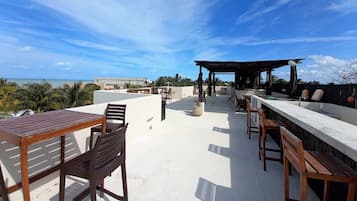 Tempat makan luar