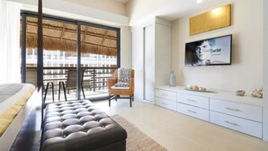 Room - Luxury 2BR PH With Private Pooldeck Steps Away From the Beach (Playa del Carmen)