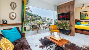 TV - Casa De La Montaña - Super Studio In Stunning New Avida Residences! (Puerto Vallarta)