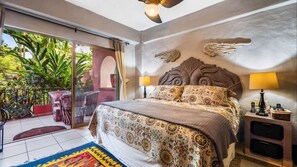 2 bedrooms, laptop workspace, iron/ironing board, WiFi - Marina Vallarta Mexican Chic 2b/2bapooltennis (Puerto Vallarta)