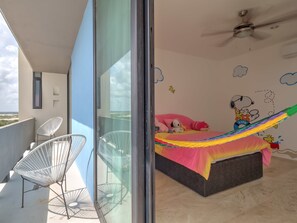 3 Schlafzimmer, laptopgeeigneter Arbeitsplatz, Bügeleisen/Bügelbrett