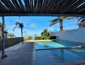 Alberca al aire libre 