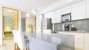 Unclassified image, 3 of 26, button - Anah Downtown 1br, Rooftop Views, GYM and Pool !! (Playa del Carmen)