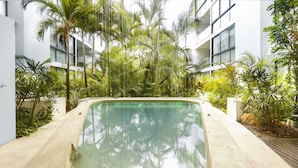 Unclassified image, 4 of 26, button - Anah Downtown 1br, Rooftop Views, GYM and Pool !! (Playa del Carmen)