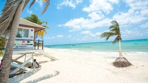 Unclassified image, 2 of 26, button - Panoramic View - Steps From The Beach (Playa del Carmen)