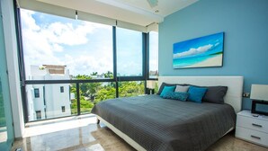 Unclassified image, 3 of 26, button - Panoramic View - Steps From The Beach (Playa del Carmen)