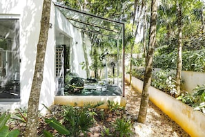 Property grounds - Luxe 4BR Architect Villa! Exclusive Lagoon Access! Private Pool!! (Akumal)