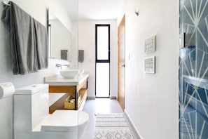 Bathroom - Lux 3 BR PH Casa Carlota in Tulum Private Pool BBQ Grill Sleeps 10 (Tulum)