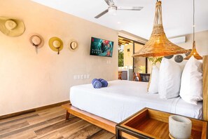 3 habitaciones y espacio para trabajar con laptop 