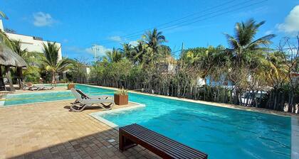 Amazing Luxury Condo for 4, Fiber Optic, 1 Block From the Beach