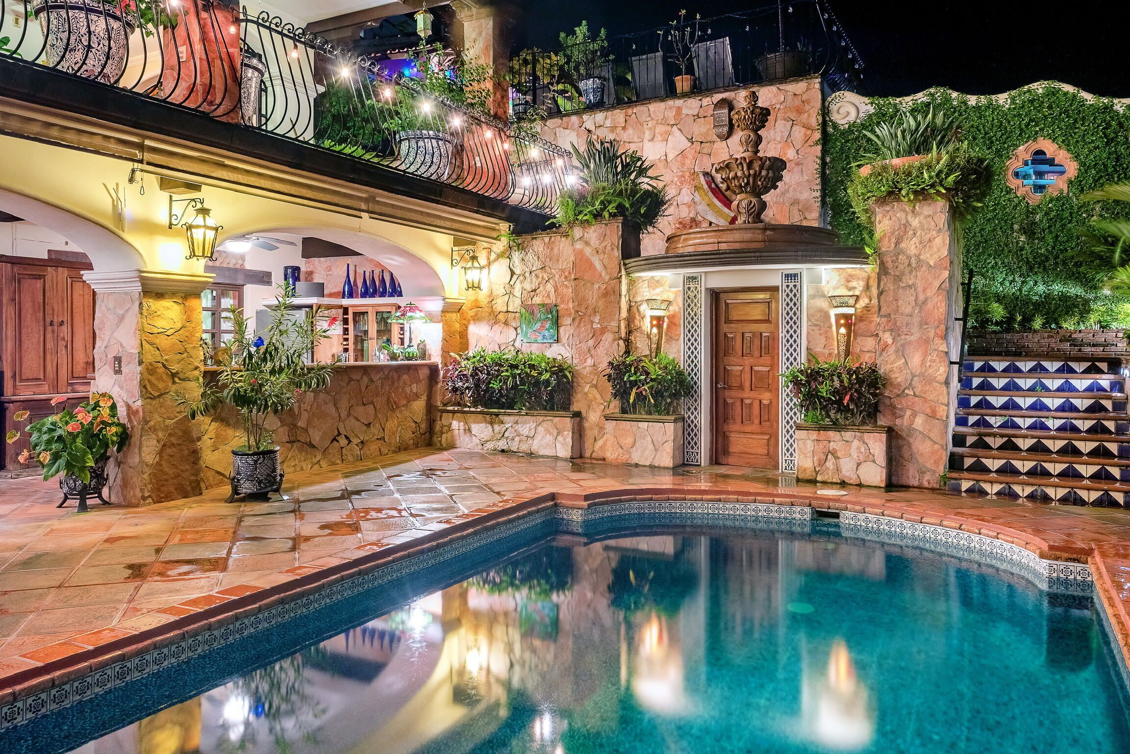 Kolam renang terbuka, kolam dipanaskan 