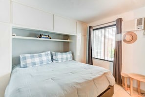 1 habitación y espacio para trabajar con laptop 