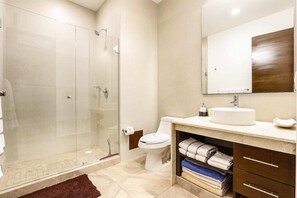 Bathroom - Cozy 2 BR Appartement and Nice Terrace! (Akumal)
