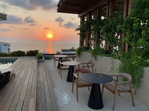 Outdoor dining - Casa De Oro - Amazing Ocean & City Views & Incredible Amenities - New 1 Bedroom 1 Bath at Sailview 180 (Puerto Vallarta)