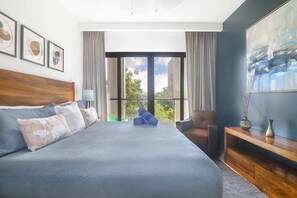 2 bedrooms, laptop workspace, iron/ironing board, bed sheets - Brand New-modern Scaped 2 BR Condo in the new Heart of Playa del Carmen!!! Sleeps 4 (Playa del Carmen)