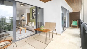 Interior - Brand New-modern Scaped 2 BR Condo in the new Heart of Playa del Carmen!!! Sleeps 4 (Playa del Carmen)