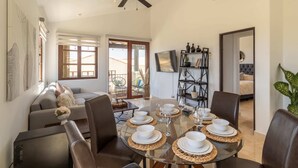 Dining - Stunning Cabo Villa! Minutes to Downtown Cabo! (Cabo San Lucas)