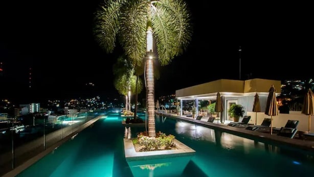 Unclassified image, 1 of 50, button - Casa Artista! Stunning Well Appointed 1 BED 2 BA Heart of the Romantic Zone Zenith Building! (Puerto Vallarta)