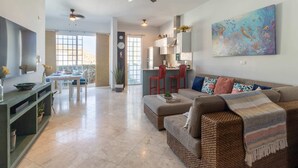 TV - -- Adorable & Comfy -- 1 Bedroom Studio -- Walking Distance to Cabo San Lucas's Famous Marina!! (Cabo San Lucas)