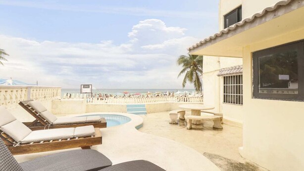 Terrace/patio - 2 BR Beachfront Unique Mexican Style Condo With Ocean Views ! (Playa del Carmen)