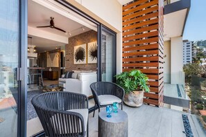Terrace/patio - Perfect, Freshly Decorated one Bedroom Loft 268! (Puerto Vallarta)