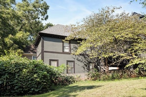 Exterior - Brooklyn Bungalow (Atlanta)