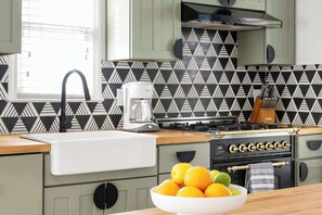 Private kitchen - Brooklyn Bungalow (Atlanta)