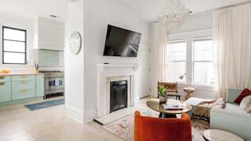 Televisión, oficina