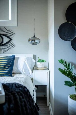 1 chambre, fer et planche à repasser, Wi-Fi, draps fournis