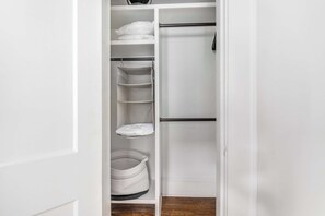 Interior - A Hard Day's Night (Atlanta)