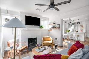 TV, fireplace, offices - A Hard Day's Night (Atlanta)