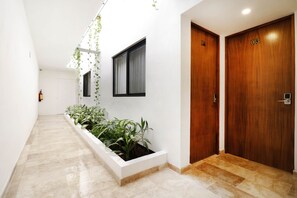 Interior - Modern Swim-up Suite, Sleeps 6, Aldea Zama Prime Location (Tulum)