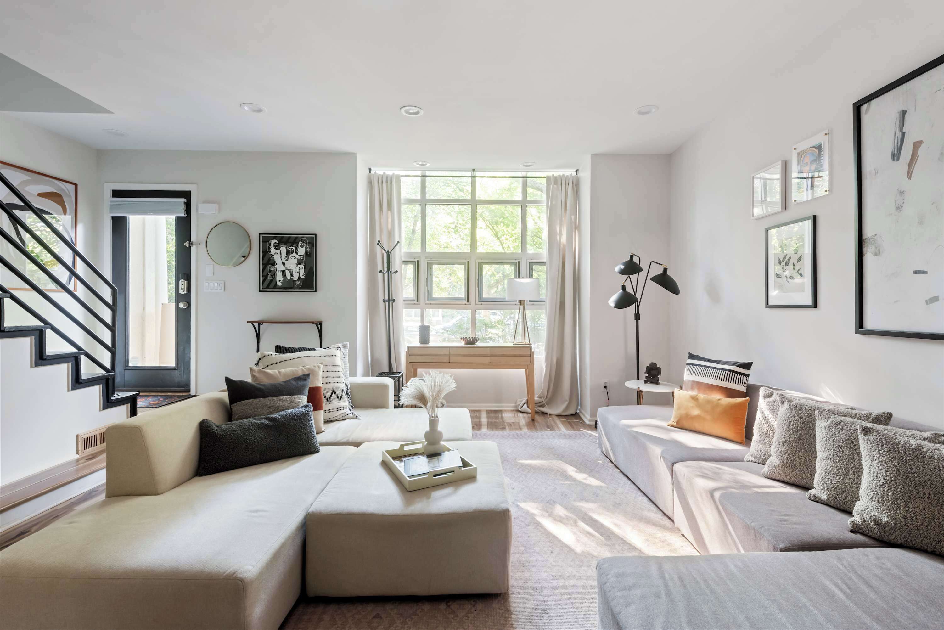 TV, fireplace, offices