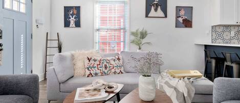 TV, fireplace, stereo, offices