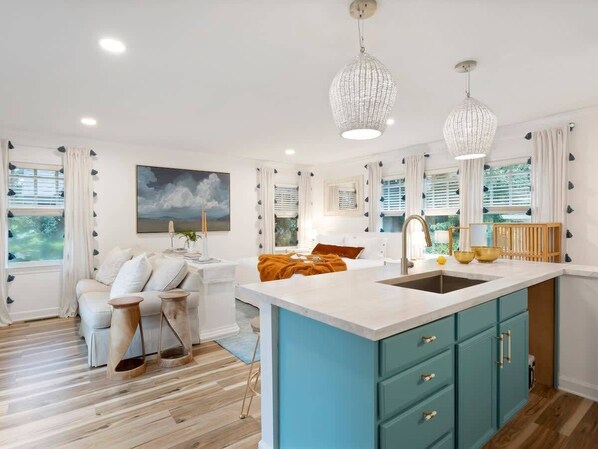 1 chambre, bureau, fer et planche à repasser, Wi-Fi