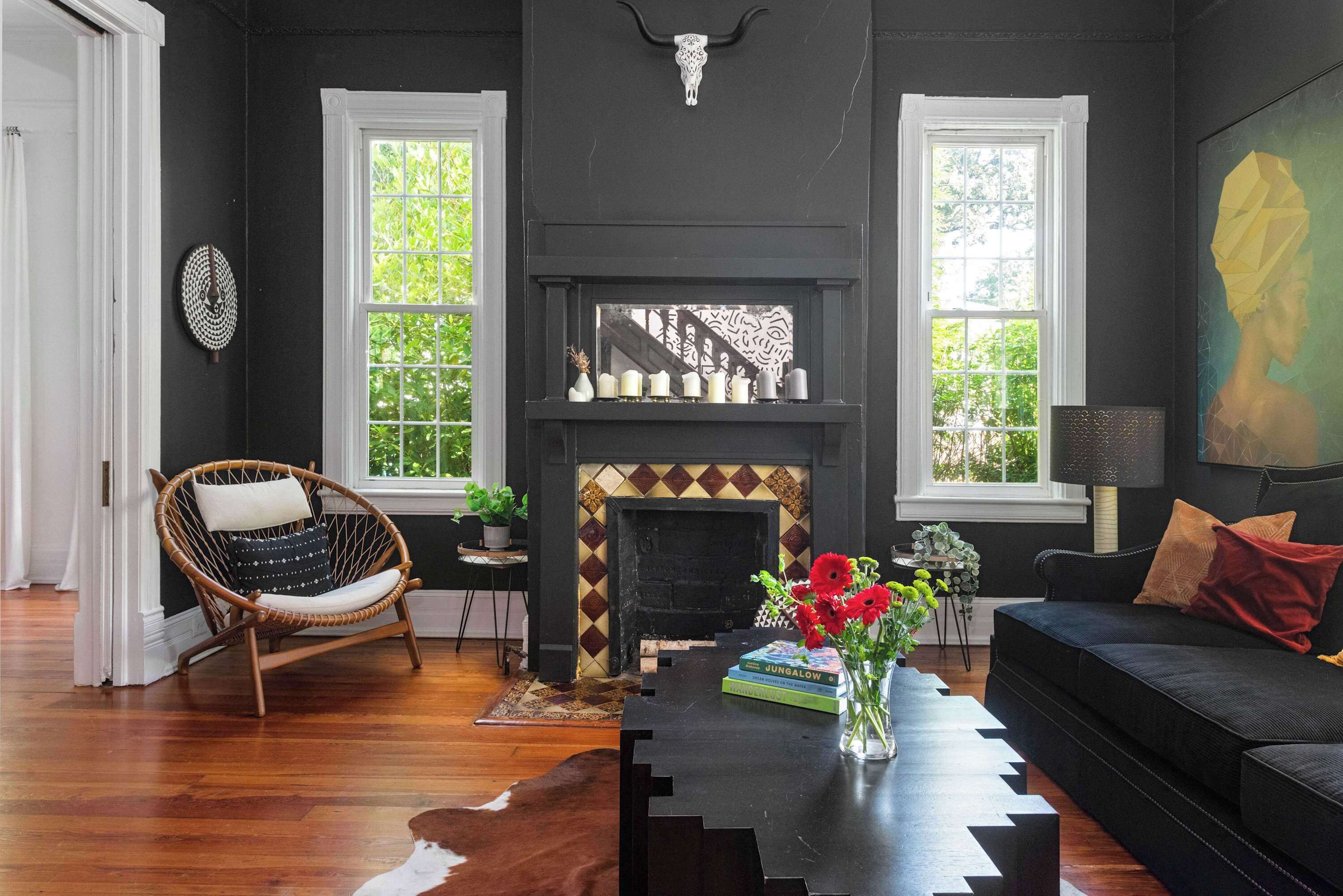 TV, fireplace, offices