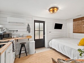 1 makuuhuone, silitysrauta/-lauta, Wi-Fi, vuodevaatteet