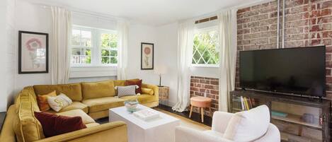 Télévision, espaces bureaux