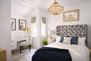 2 bedrooms, desk, iron/ironing board, WiFi - Sparrow by Minty Living  (Atlanta)