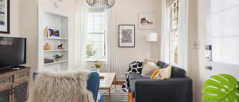 Télévision, espaces bureaux